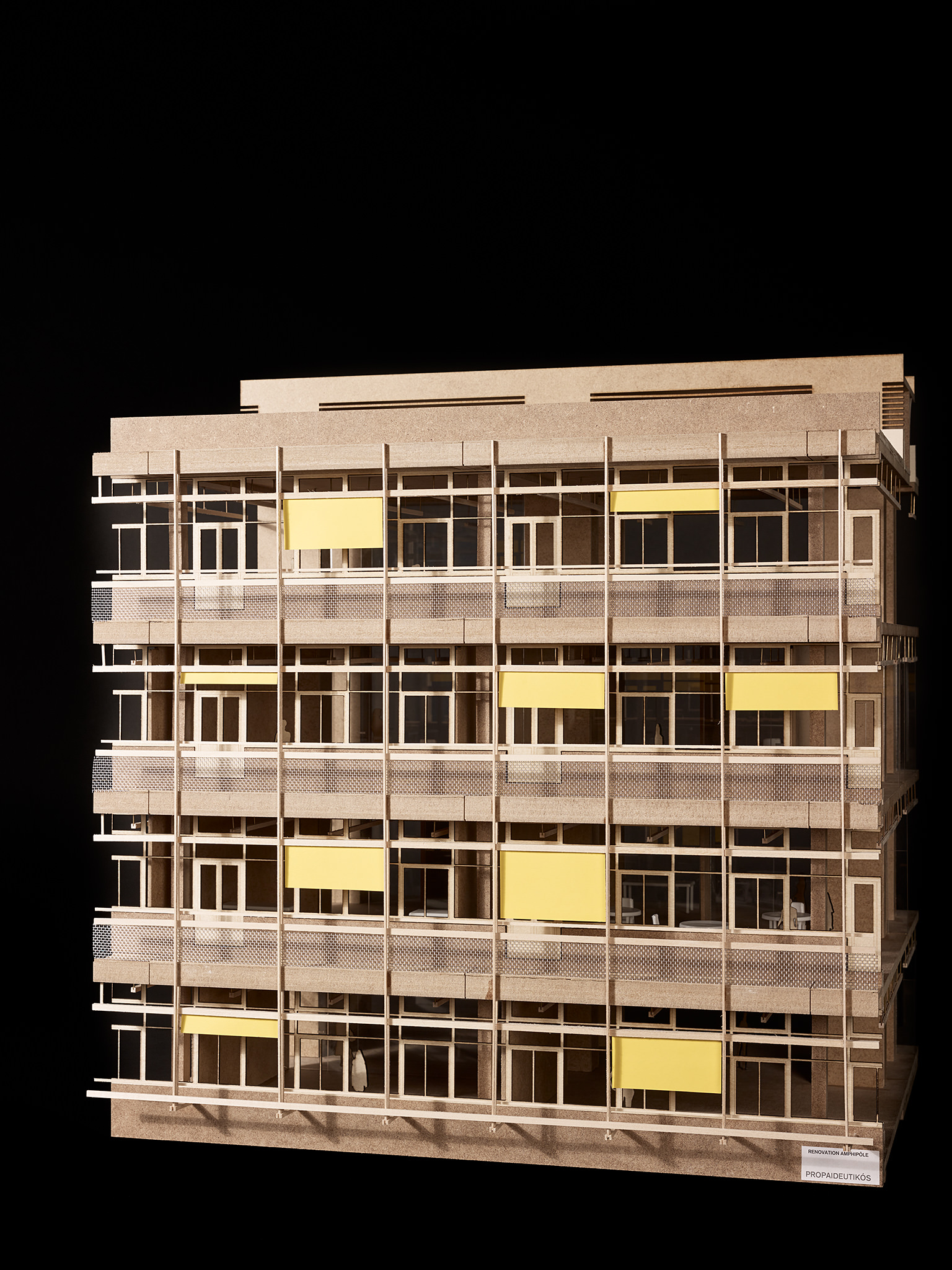 Maquettes Concours Renovation Amphipôle